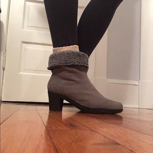 Clark’s bendable’s boots